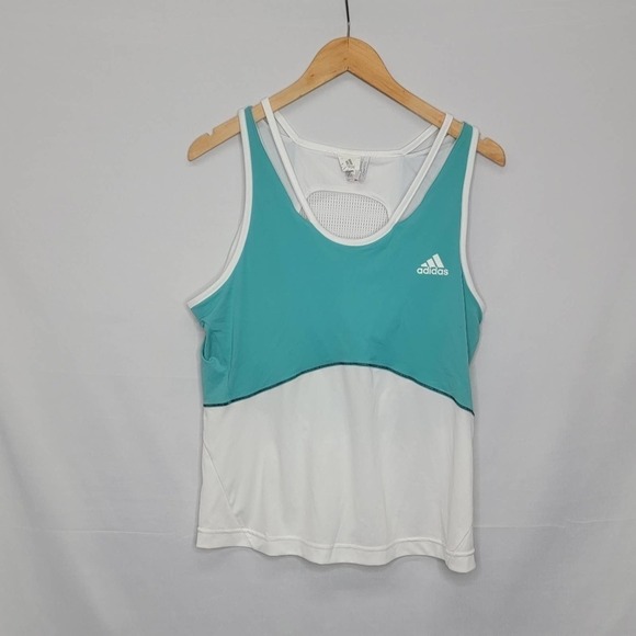 ADIDAS Tank with adjustable sports bra under Air whole in back - Picture 3 of 12